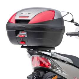GIVI E137 ATTACCO KIT STAFFE PER BAULETTO MONOLOCK KYMCO AGILITY 50/125/150/200 R16 2008-2013