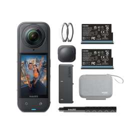 Insta360 X5 360° Video 8K ESSENTIALS BUNDLE Pack Black Nero notte ActionCam