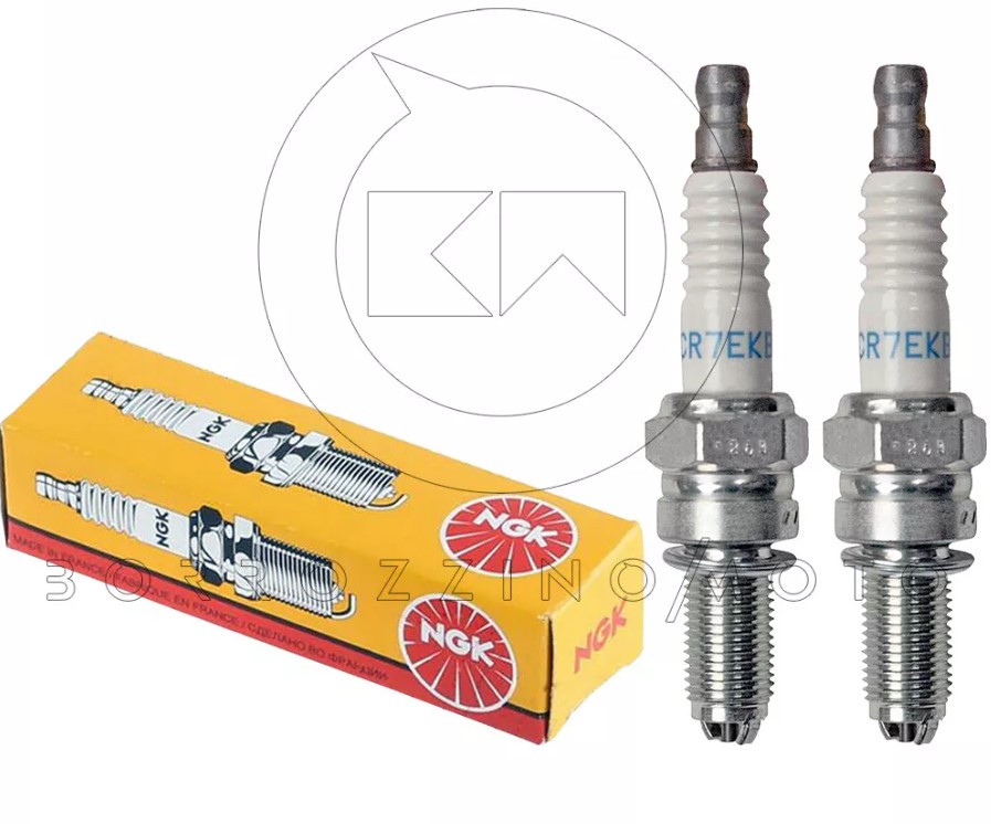 2 CANDELA NGK CR7EKB APRILIA DORSODURO 750 2008